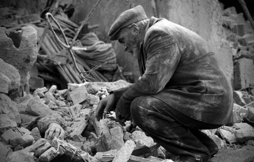 7 декабря 1988 года землетрясение в Спитаке убило 25 тысяч человек