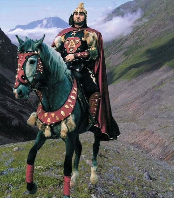 Маирбек Кантемиров, наследник вековой цирковой династии джигитов-наездников Кантемировых.