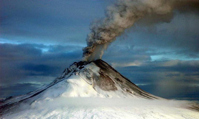 Геологическая причуда - вулкан Эребус, Антарктида