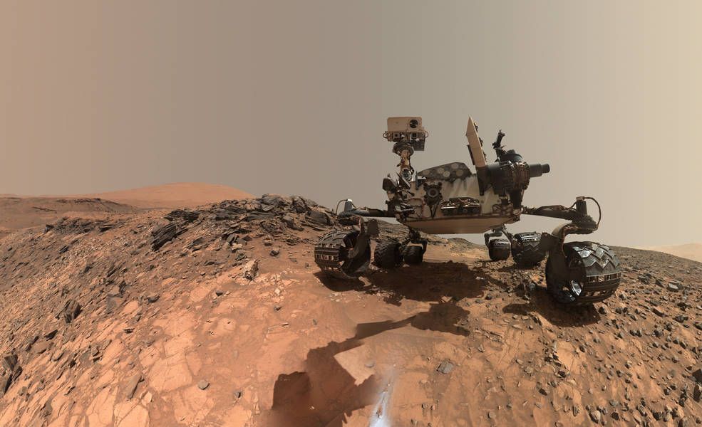 Марсоход Curiosity сделал селфи в горах Красной планеты