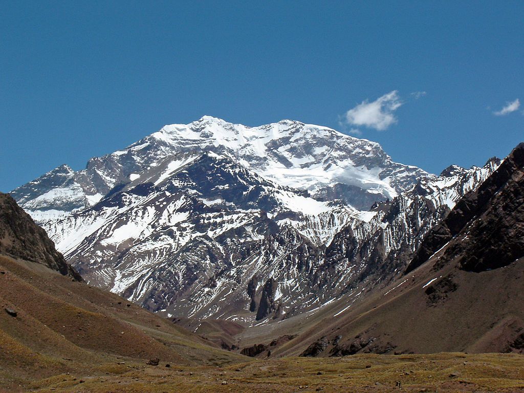 Гора Аконкагуа - высшая точка Южной Америки
