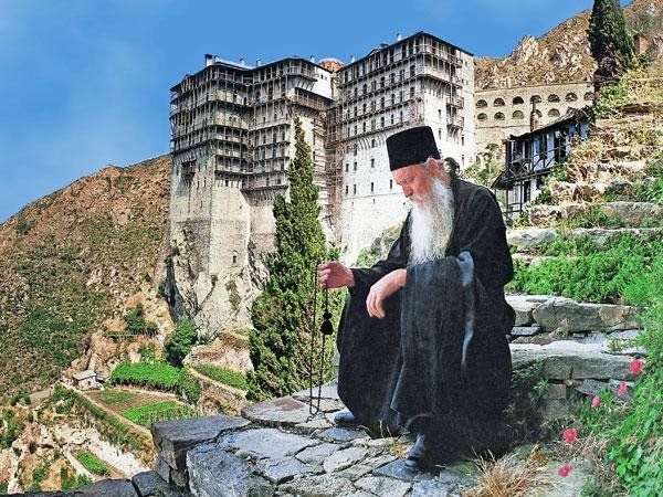 Редчайшие книги из монастырей Афона станут доступны любому пользователю