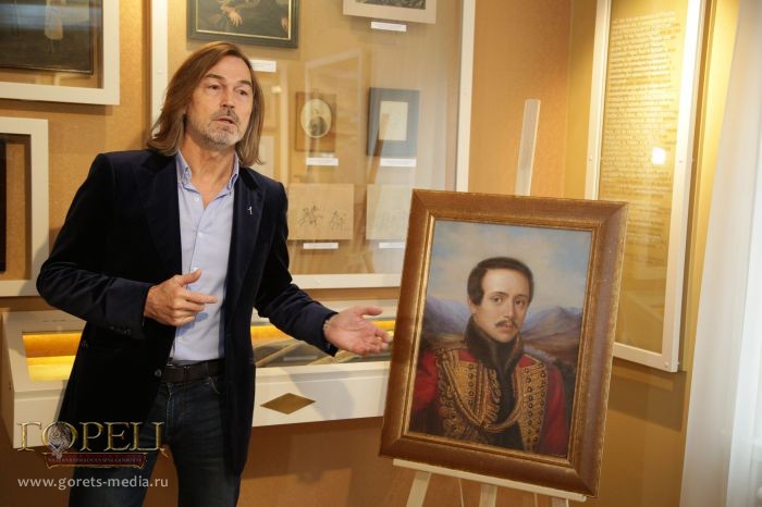 Никас Сафронов подарил несколько картин музею Лермонтова в Пятигорске