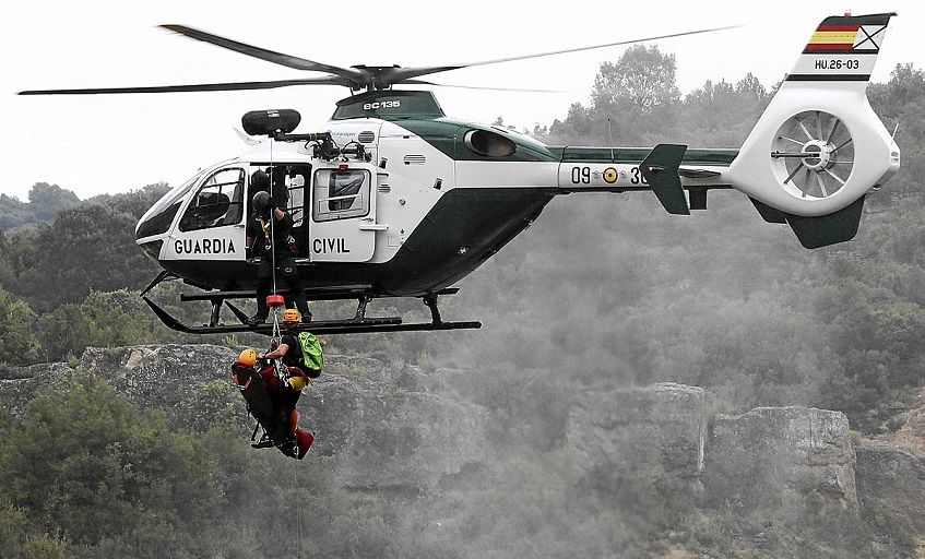 Спасработы, проводимые испанскими горными спасателями в Пиренеях
