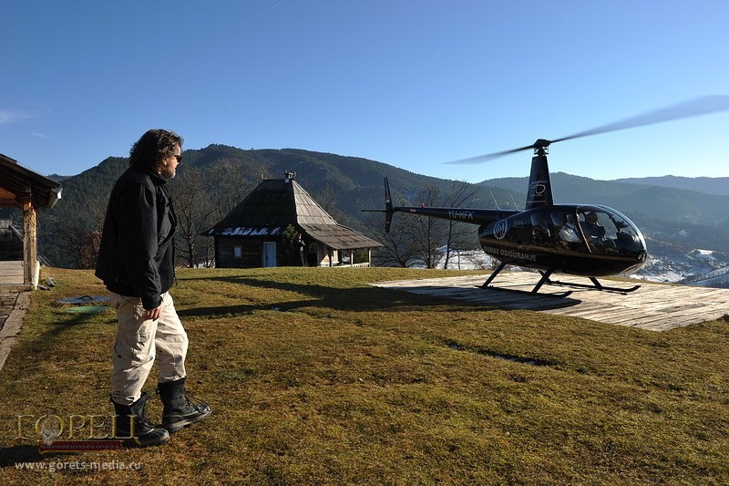 Эмир Кустурица отдал свои вертолеты для спасения детей в затопленной Сербии