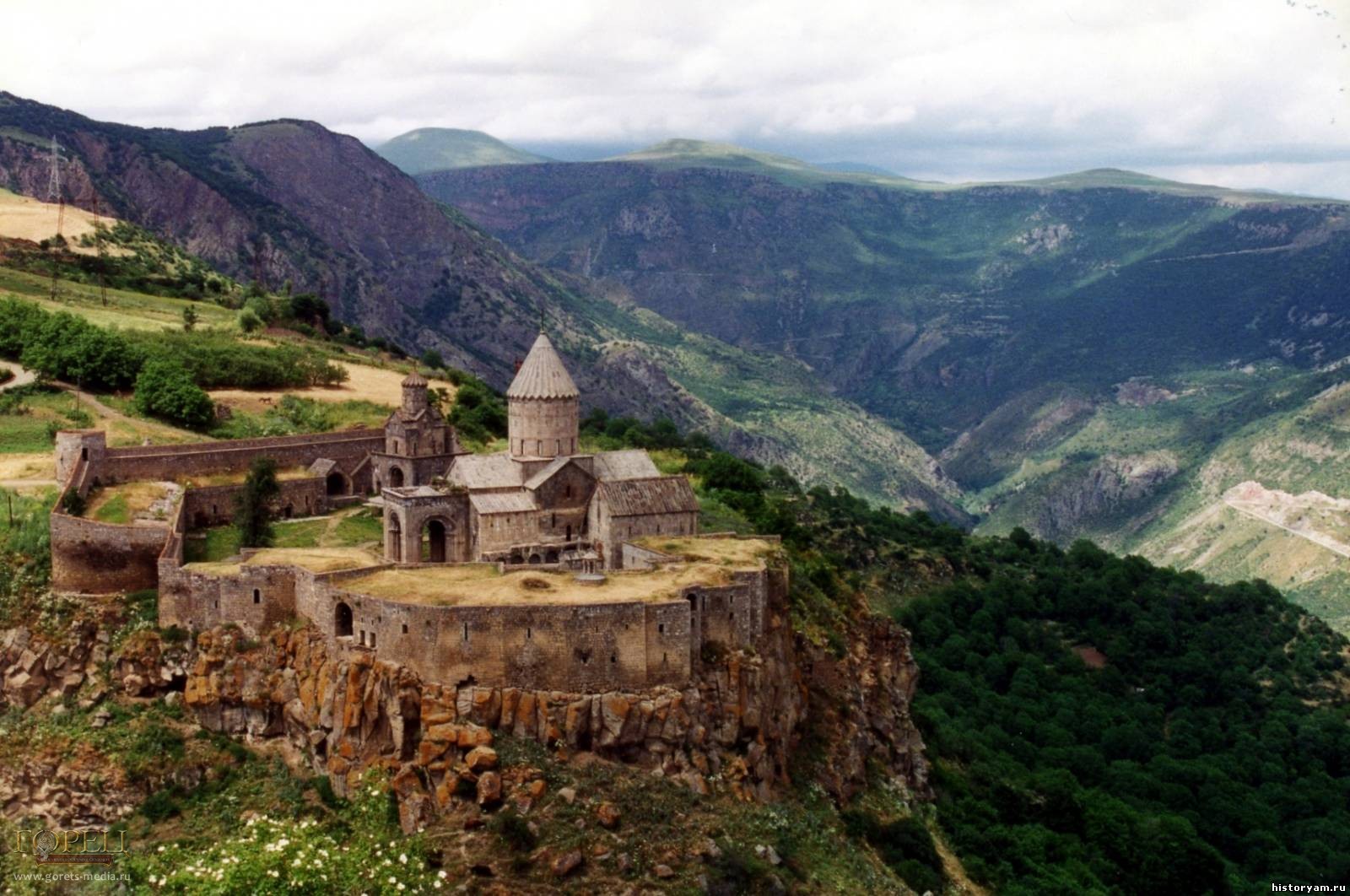 Вернет ли Британия Армении казну XIV века