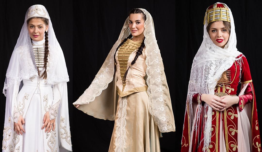 Участницы от Северного Кавказа на «Мисс Россия-2016» продемонстрировали национальные костюмы