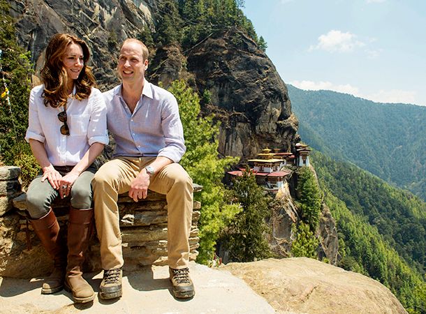 Кейт Миддлтон и принц Уильям посетили монастырь в Гималаях