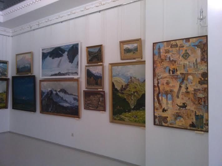 Передвижную выставку  организовал Ставропольский краевой музей изобразительных искусств