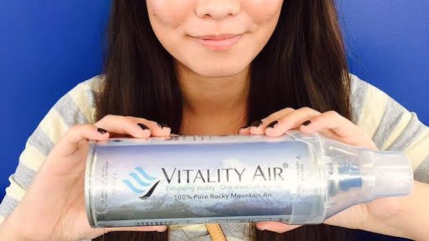 Китайцы раскупают канадский горный воздух в бутылках