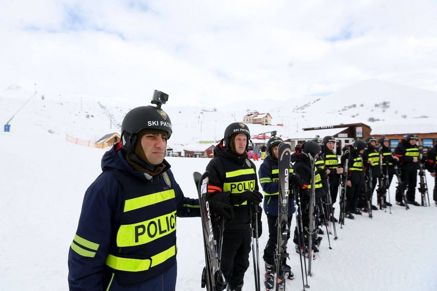 «Лыжный патруль» начал работу на курортах Грузии