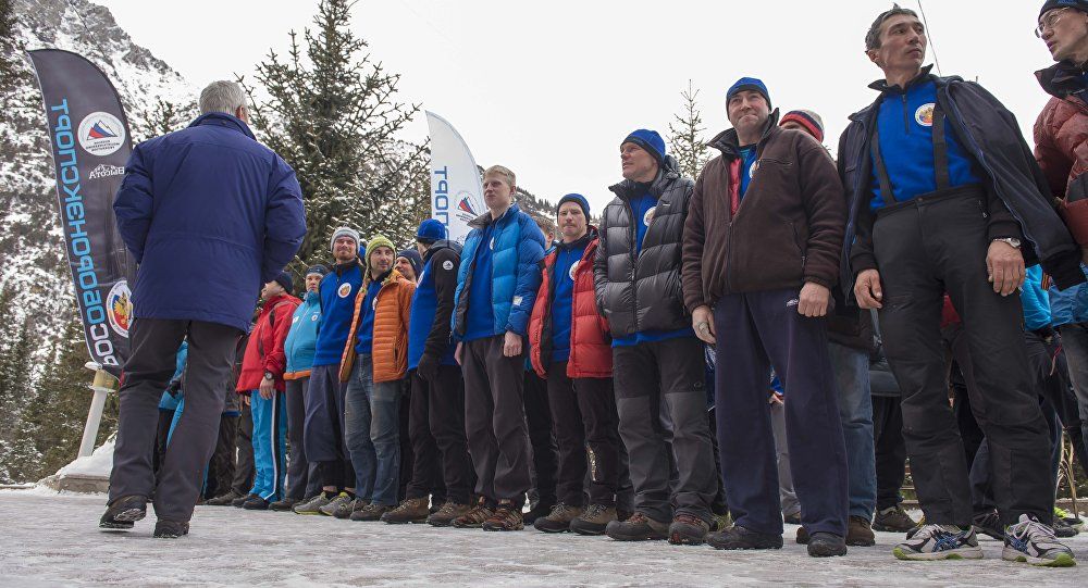 Альпинисты пяти стран соревнуются в ущелье Ала-Арча