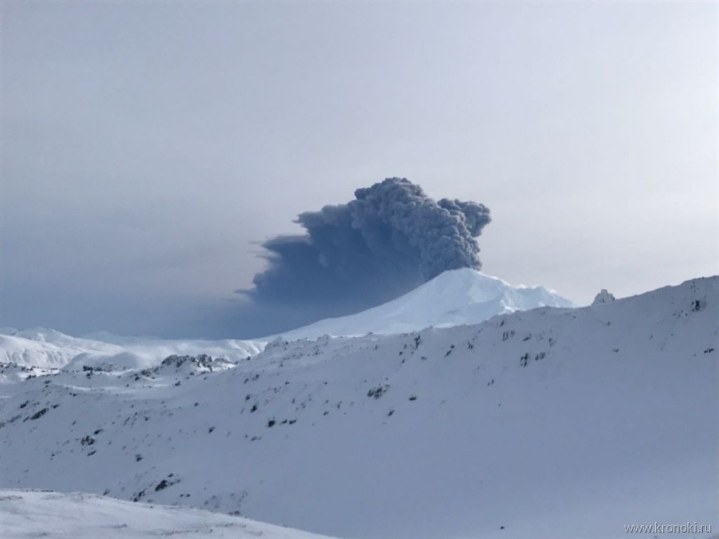  Спавший два века вулкан просунулся на Камчатке