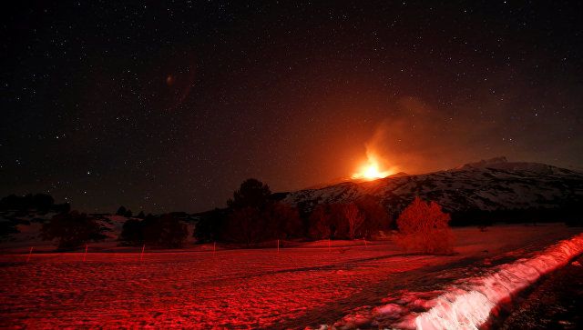 На Сицилии началось очередное извержение вулкана Этна