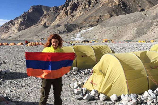 Первая альпинистка из Армении покорила Эверест 