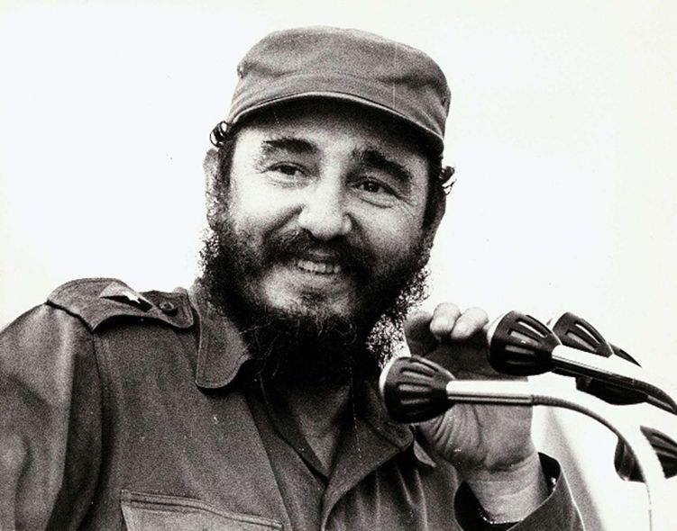 Фиделю Кастро должны были вручить первый орден имени Плиева