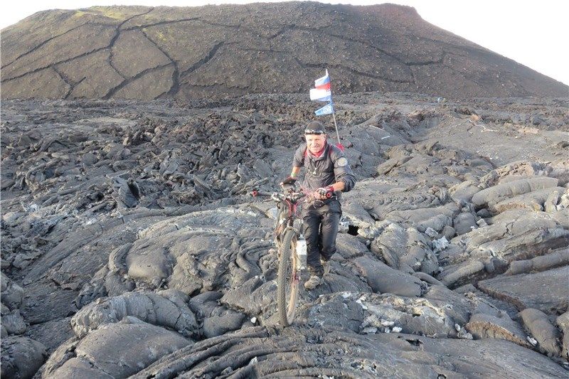 Велосипедист из Красноярска покорил четыре действующих вулкана