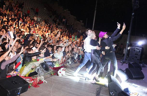 Сати Казанова и Дима Билан дали благотворительный концерт в Нальчике